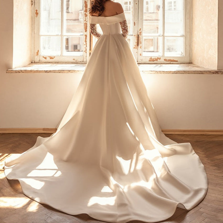 Long Sleeve Lace Elegant Satin Tube Top Long Trailing Simple Wedding Dress