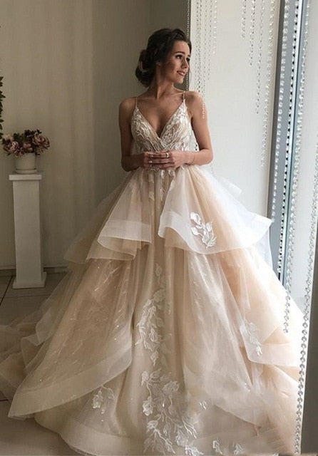 Light Champagne 2019 Wedding Dresses Lace Appliques Floral Lace Ball Gown Off Shoulder Bridal Gown Vestido De Novia Dubai - LiveTrendsX