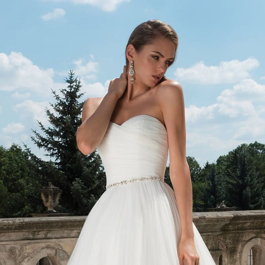 Crystal Waist Pleat Flowers Princess Wedding Dresses Plus Size Vestido De Casamento Sweetheart Neck Backless White Bridal Gowns - LiveTrendsX