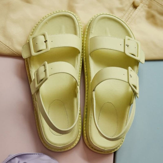 レディース本革サンダルデザイン