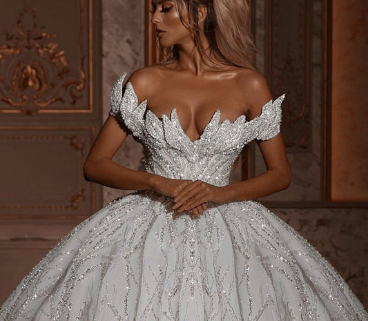 Glitter Off Shoulder Ball Gown Wedding Dresses 2020 Luxury Sparkly Bridal Gowns with Long Train - LiveTrendsX