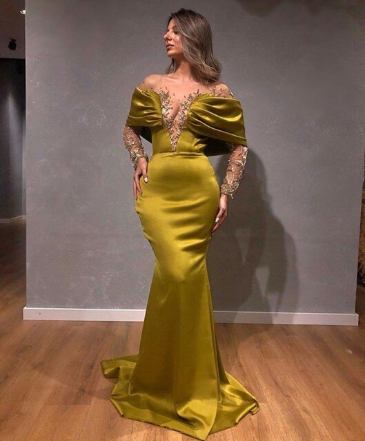 Off-Shoulder Satin Mermaid Prom Gowns Luxury Crystal Beaded Evening Dresses