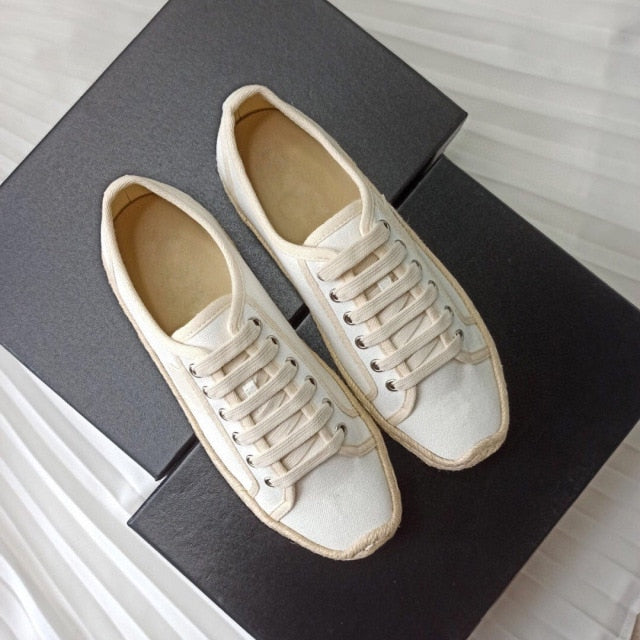 Women Straw Woven Bottom Shoes