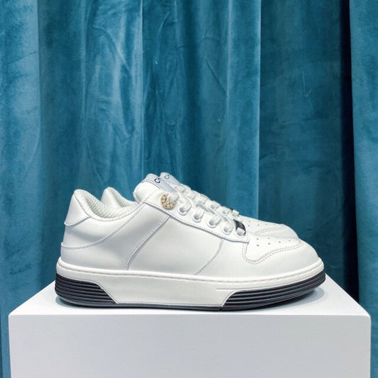 ランニングスポーツシューズ春ファッション