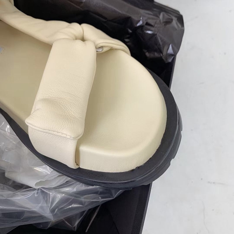 Women Soft High Quality Flat Sandals