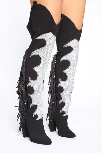 セクシーなピンクのフリンジオーバーニーブーツ