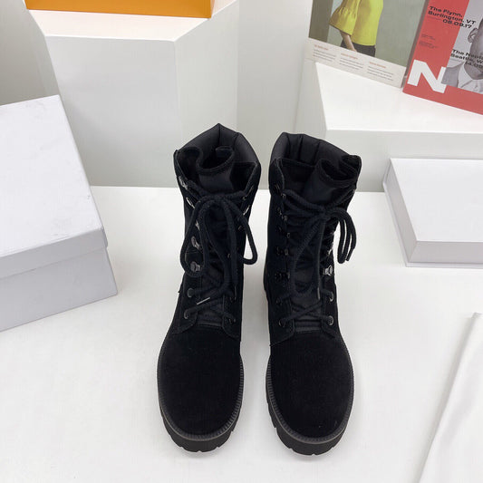 女性用ラウンドトゥスクエアヒールブーツ