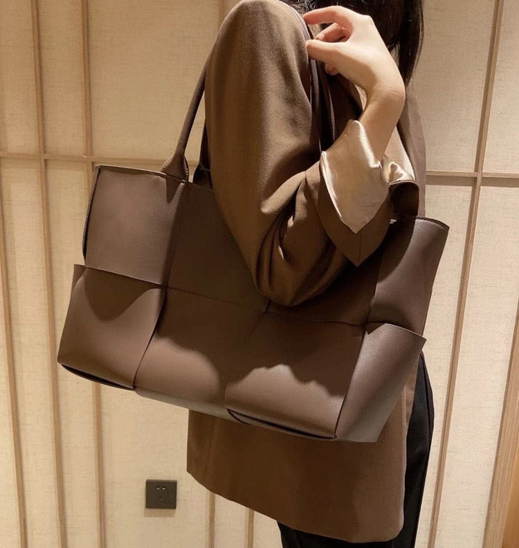 all-match large-capacity shoulder bag