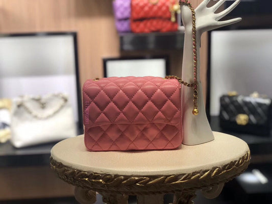 レディース クラシック キャビア バッグ