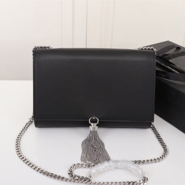 Luxury Chain Wallet With Tassel Designer