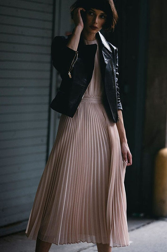 レディ エクスクルーシブ プリーツ ノースリーブ ベスト ハイウエスト ミッドドレス