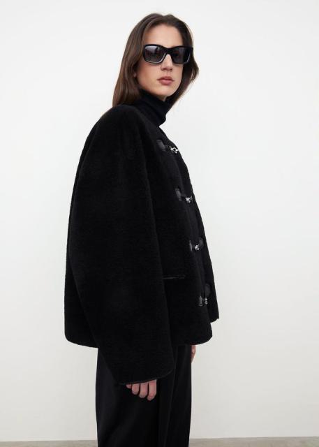 Round Neck Lamb Integrated Metal Buckle Short Coat