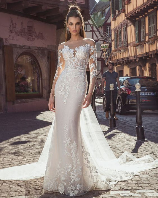 Wedding Dress Amazing Bridal Gown With Long Train Ivory Wedding Gown