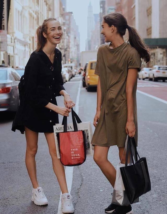 In the summer of 2022, the "American retro style" is popular, and the fashionable personality shows the temperament. - LiveTrendsX