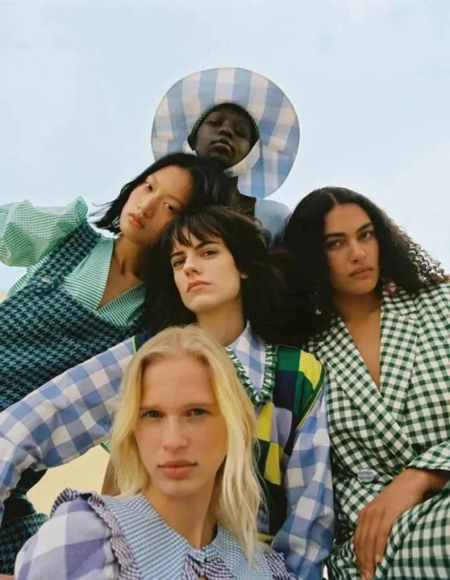 Surprise Changes in Womenswear Patterns in 2022 - LiveTrendsX