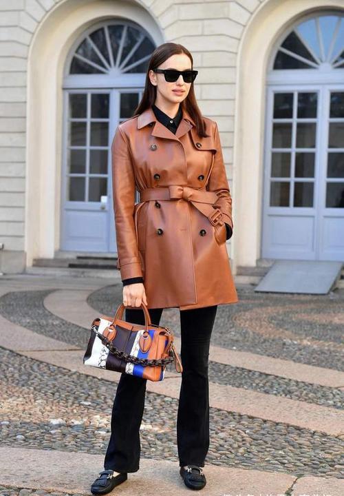 These 3 pairs of shoes are worth recommending this winter. Girls look thin and tall when they wear them. They are a great match, and fashion bloggers love to wear them. - LiveTrendsX