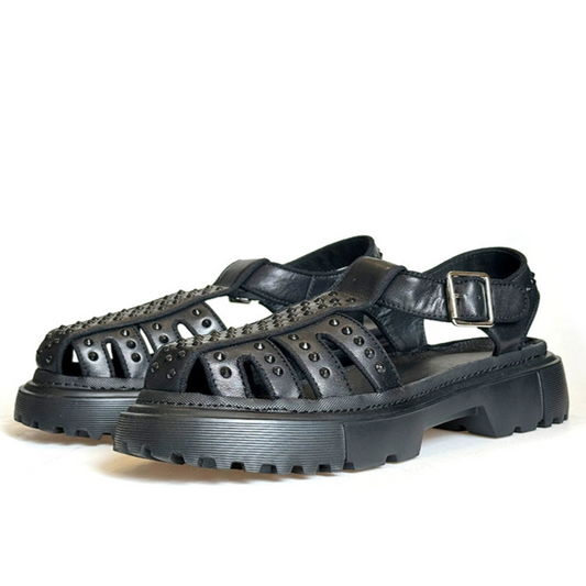 Rivet sandals men's thick soles increase height leisure beach Roman baotou hollow leather sandals