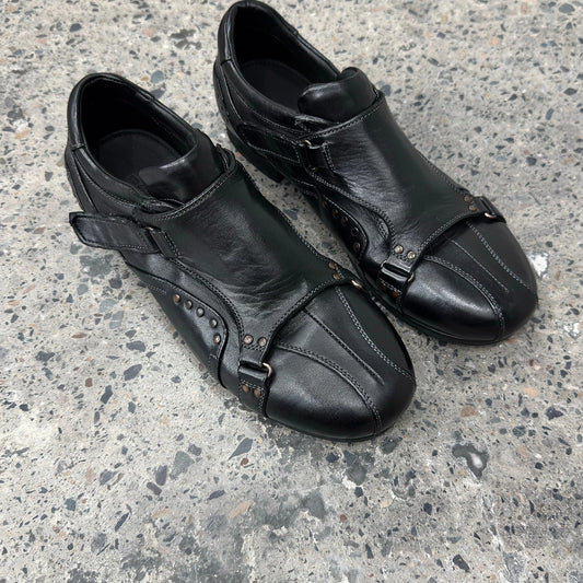 horse leather washed rivet locomotive Velcro retro old German training shoes