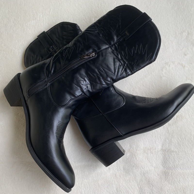 Pointed Toe Knee High Ladies Leather Motorcycle Boots