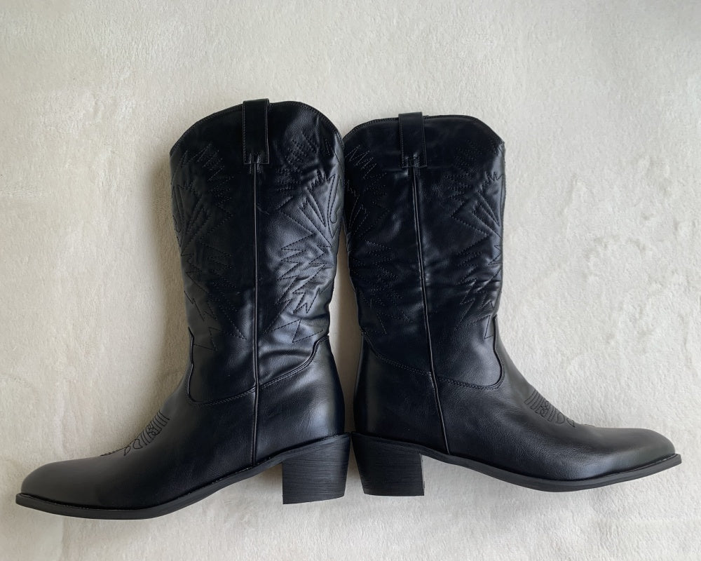 Pointed Toe Knee High Ladies Leather Motorcycle Boots