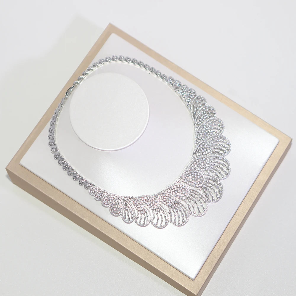 Luxury crystal zircon and multi-layer pearl necklace sets are elegant bridal jewelry for women on wedding occasions