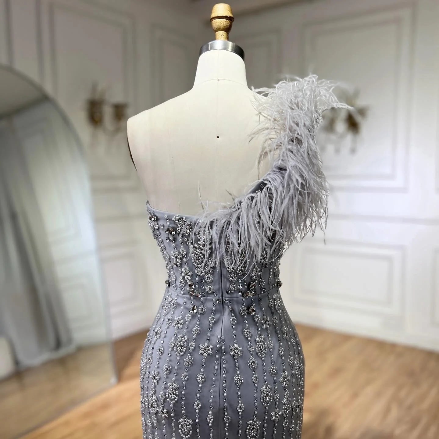 One Shoulder Detailing with High Slit, Beaded Feathers for Luxury Evening Events
