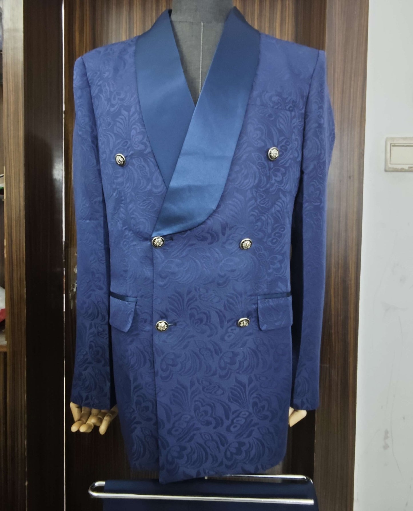 Floral Jacquard Men Suits Slim Fit with Double Breasted - LiveTrendsX