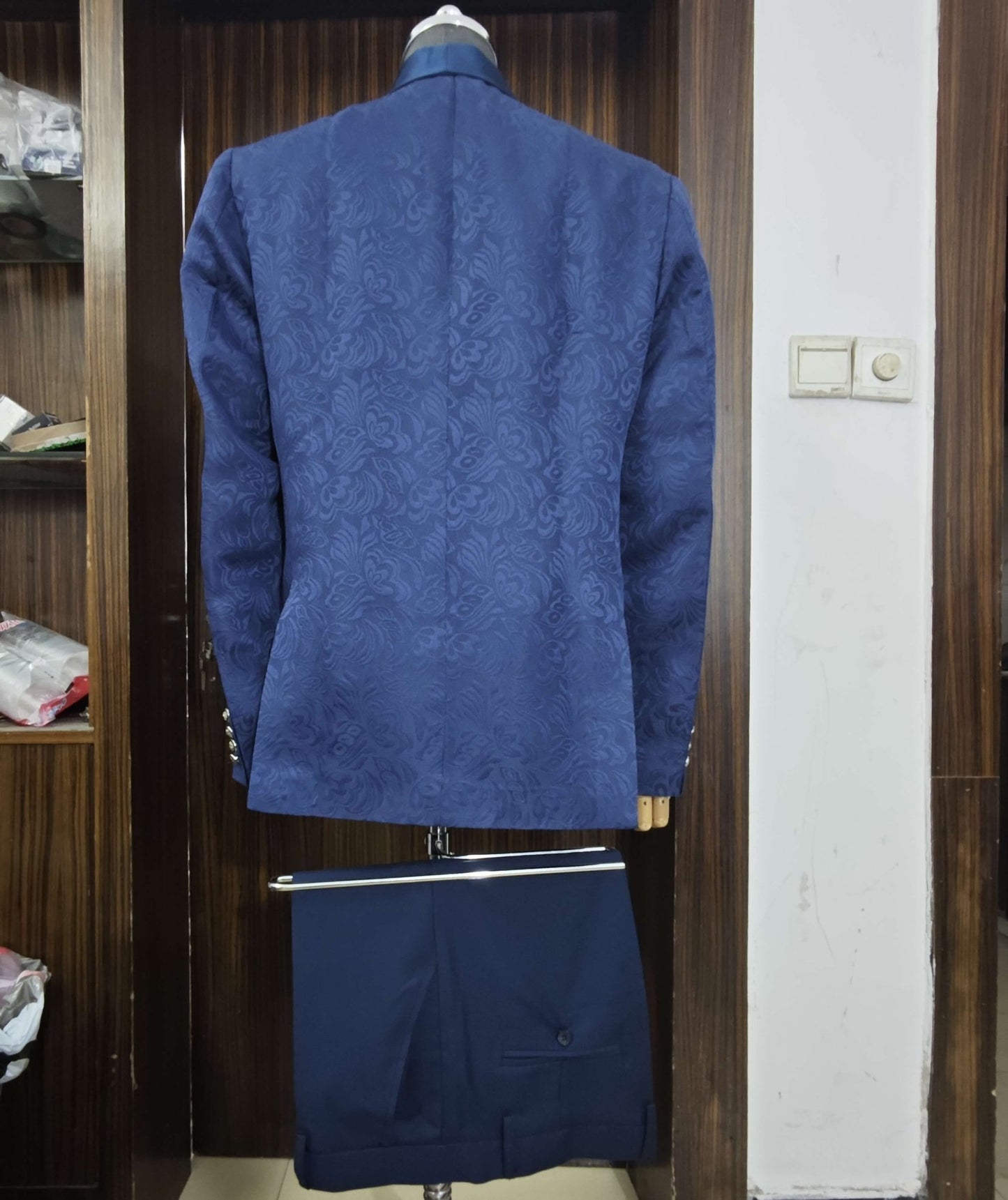 Floral Jacquard Men Suits Slim Fit with Double Breasted - LiveTrendsX