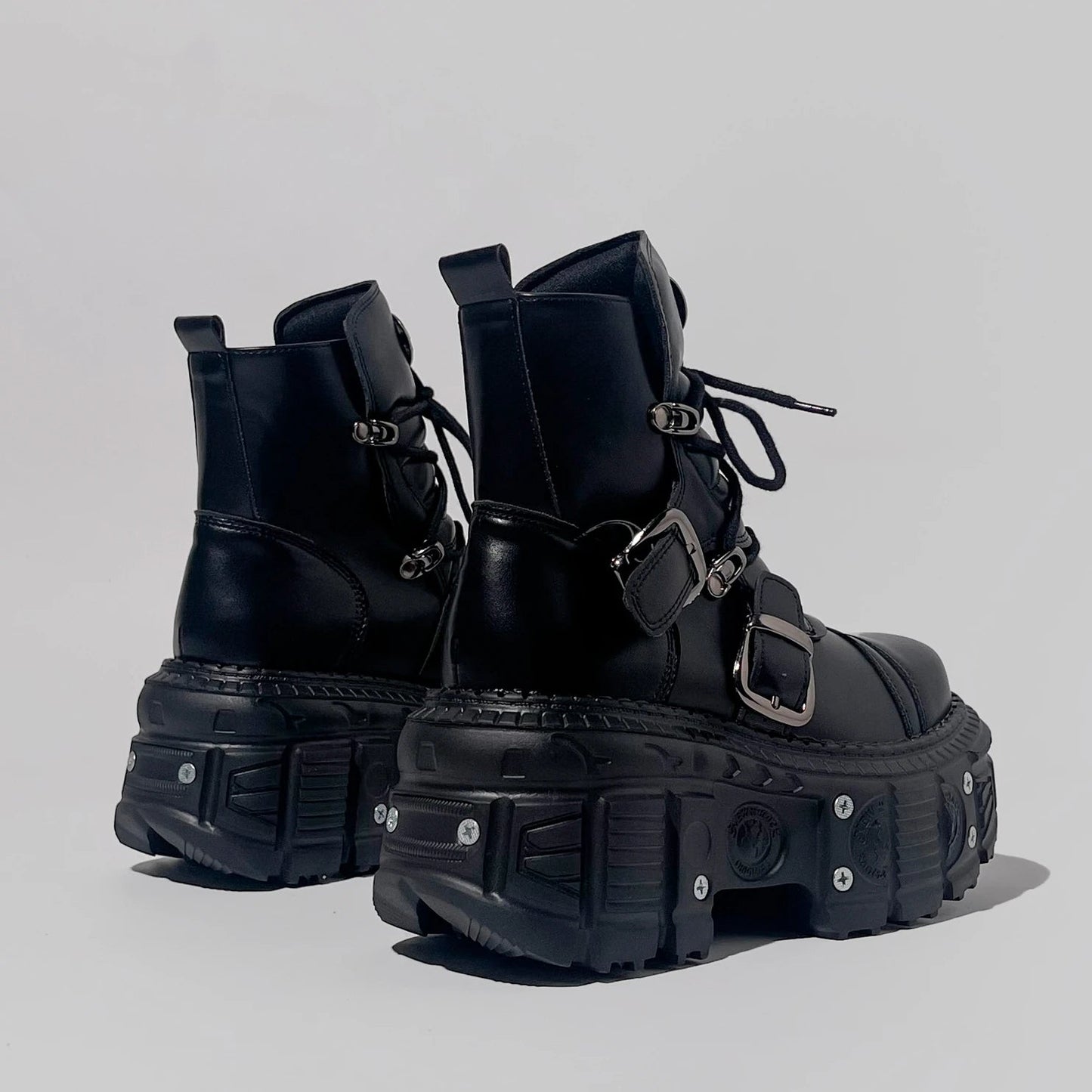 Genuine Leather Motorcycle Boots Platform Women Short Microfiber Punk Shoes - LiveTrendsX