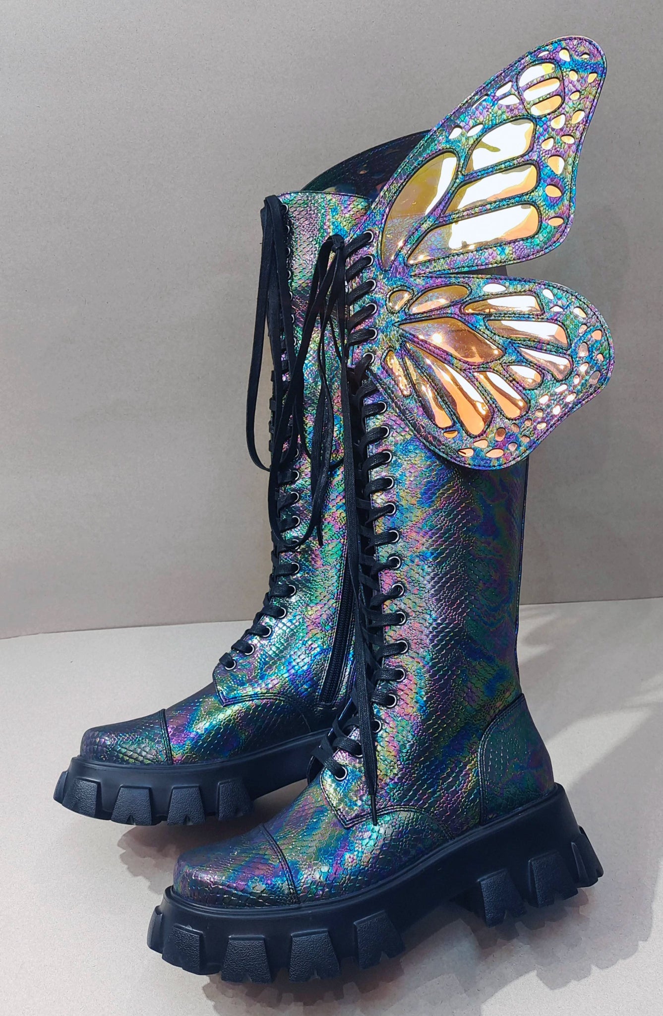 Holographic Winged Platform Boots – Bold & Futuristic - LiveTrendsX