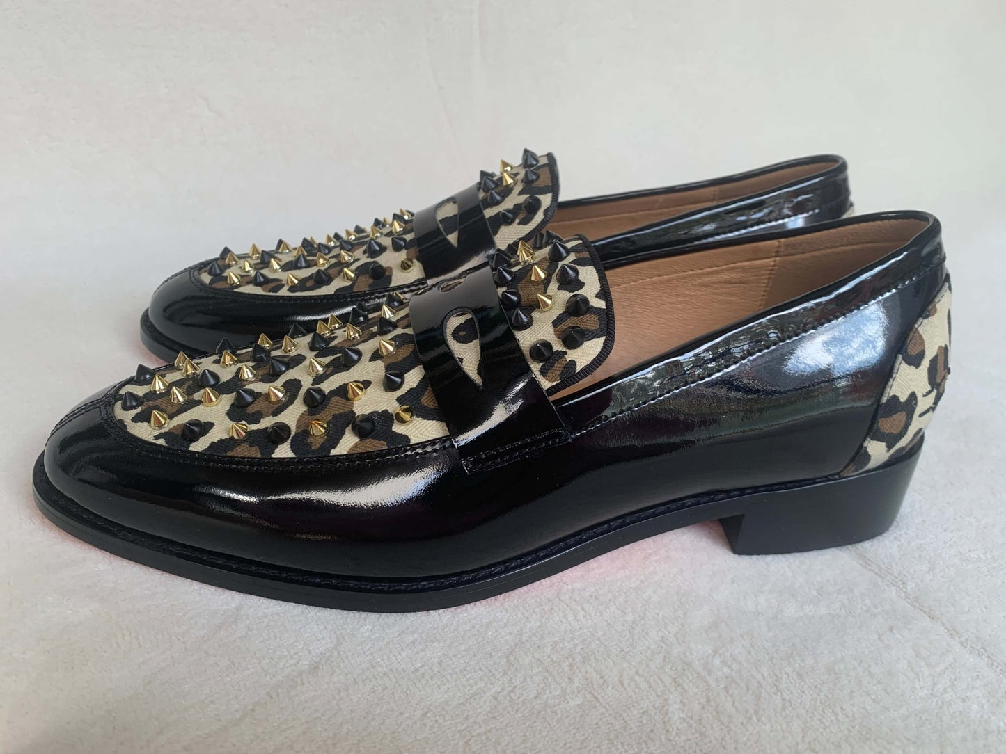 Leopard horse hair Spikes Mens Loafers Red Bottom - LiveTrendsX