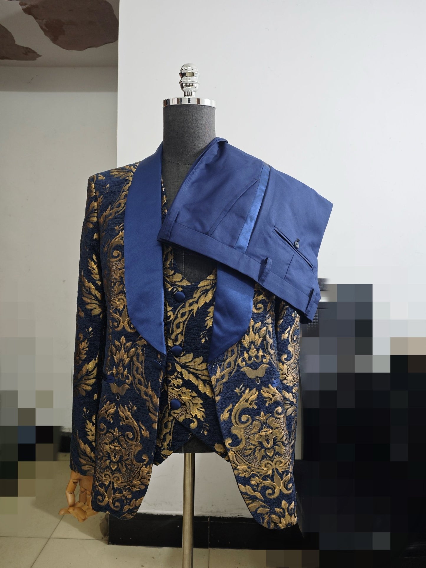 Navy Blue Floral Jacquard Prom Men Suits for Wedding - LiveTrendsX