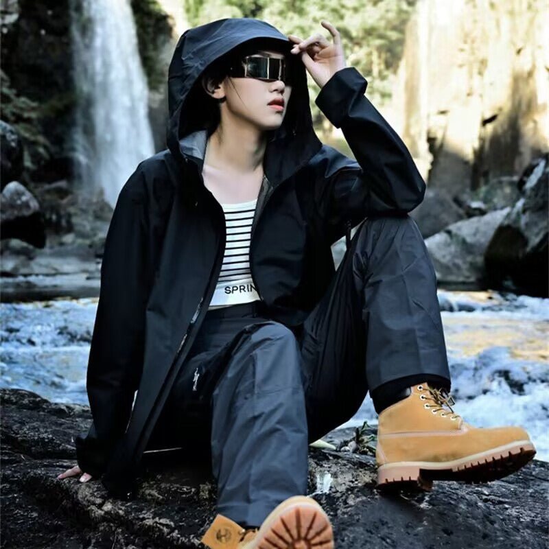 Ultimate Performance 3 - Layer Sealed Hardshell - LiveTrendsX