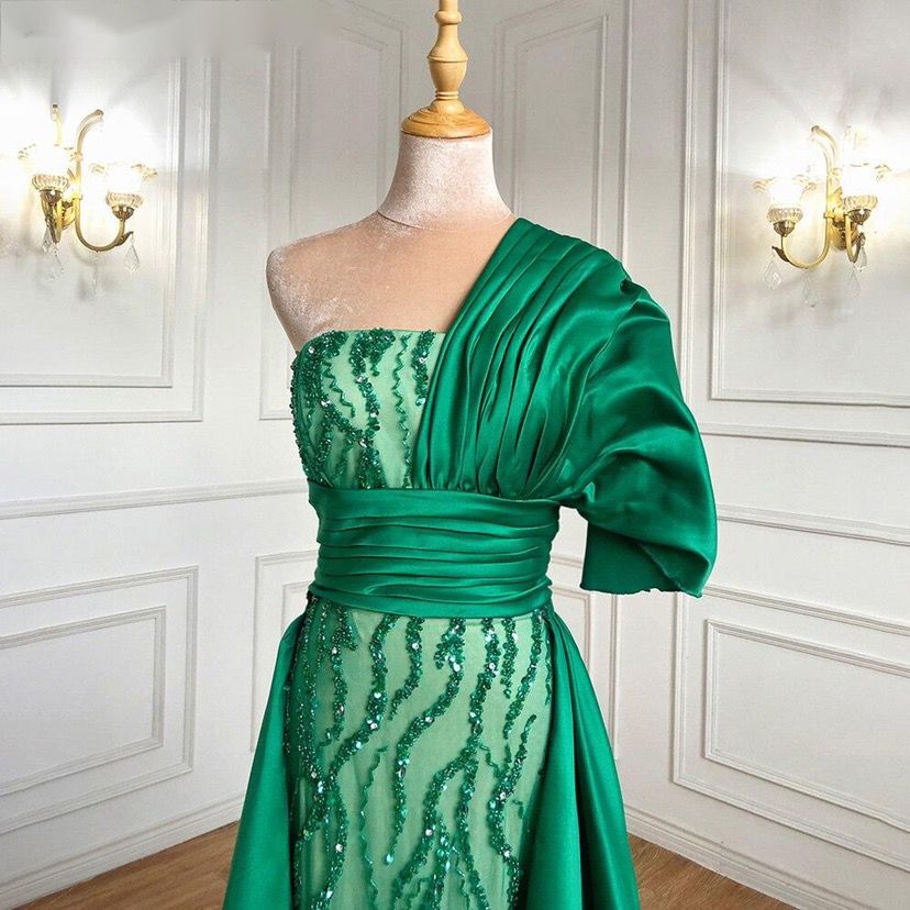Green Mermaid With Train Evening Dresses Gowns Luxury Beading