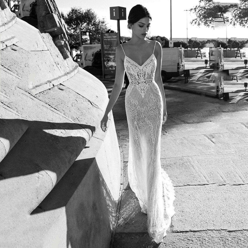 Lace Mermaid Wedding Dress Vestidos de novia Spaghetti Straps Lace Sexy Bridal Gown Elegant Backless Wedding Gowns - LiveTrendsX