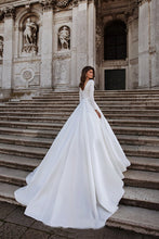 Load image into Gallery viewer, A-line Wedding Dress Ivory Satin Wedding Gowns Elegant Long Sleeve Bride Dress Abito Da Sposa 2020 - LiveTrendsX
