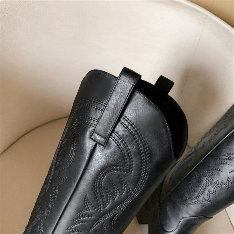 Femme Shoes Embroidery Low Heel Knight Boots