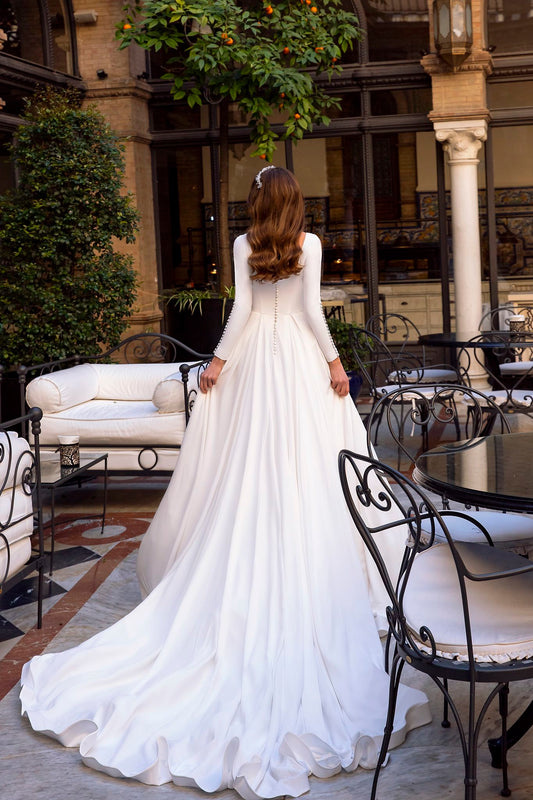 Vintage A-line Wedding Dress 2019 Reflective Dress Button Slit Long Sleeve Court Train Fluffy Simple Bridal Gown - LiveTrendsX