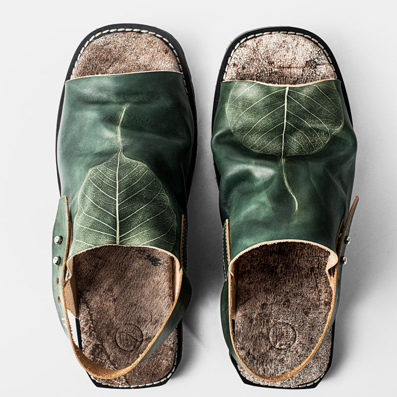 Custom cowhide slip-on sandals for men and women