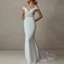 Load image into Gallery viewer, Off shoulder vintage white plain satin open-back small trailing wedding dress
