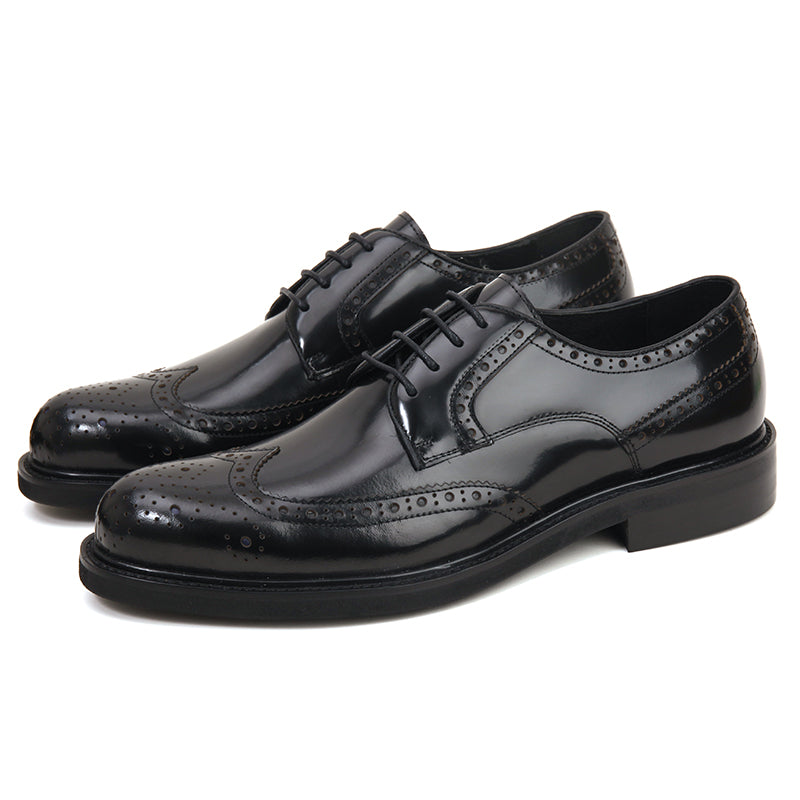 Vintage leather brogue engraved business casual leather shoes