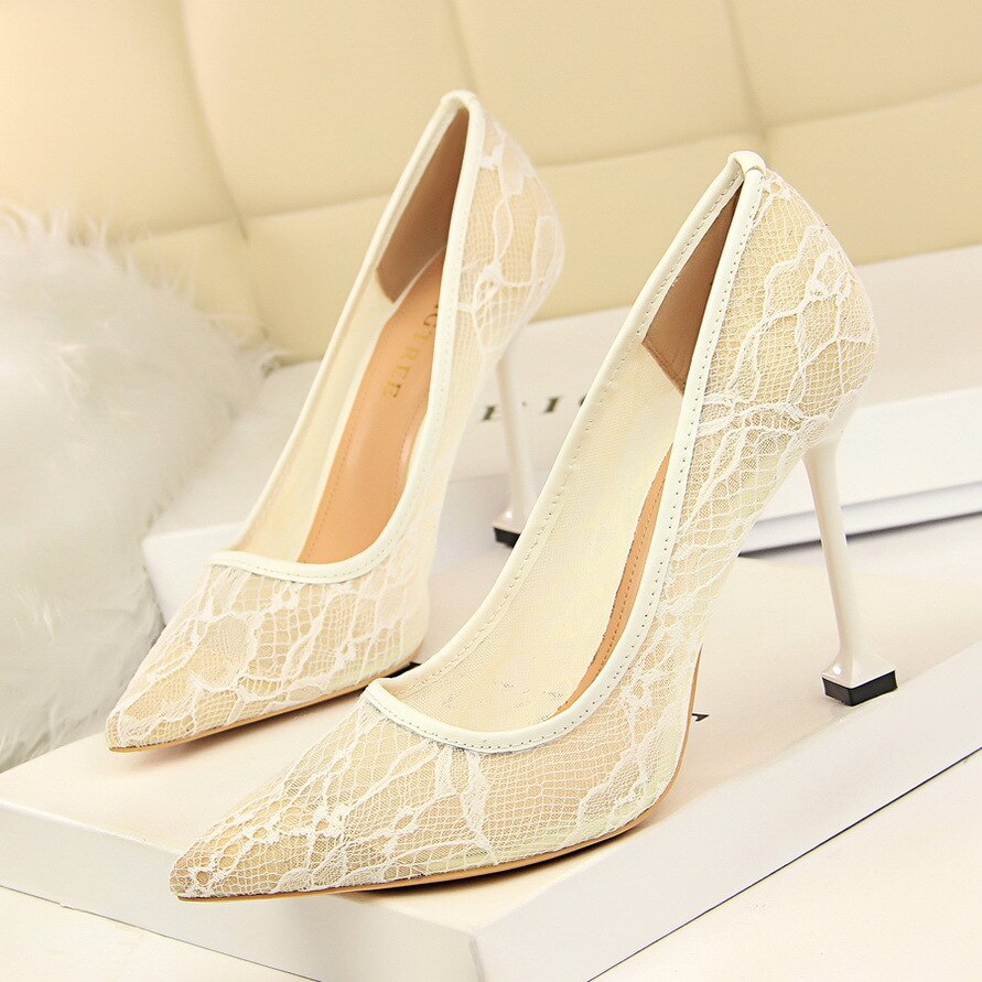 Lace Hollow Mesh Slim Shallow Pointed High Heel Shoes