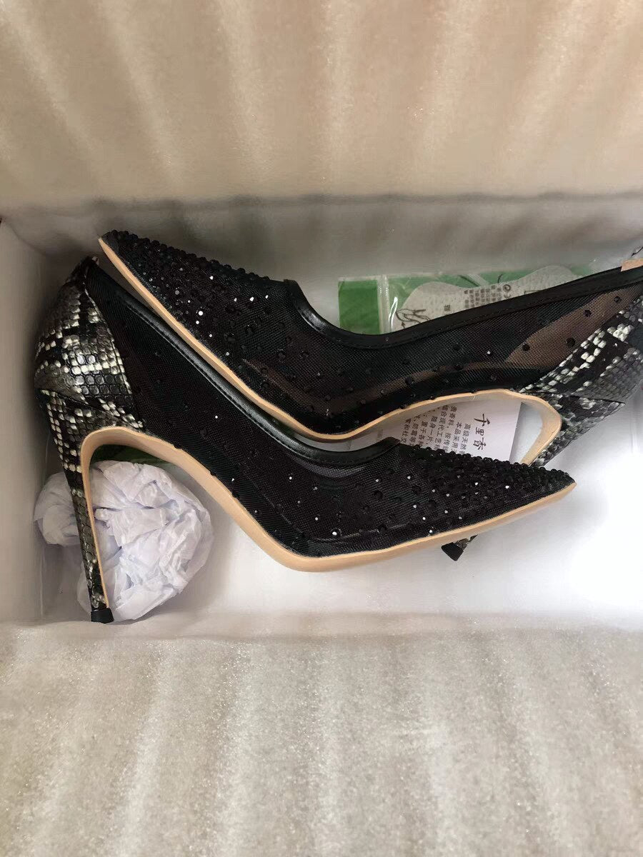 Crystal Embellished Stiletto Heels Sexy Pointed Toe Women Pumps - LiveTrendsX