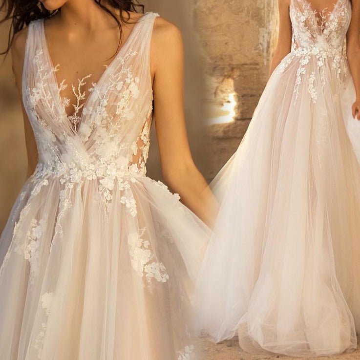 Deep V Neck Elegant Lace Small Tail French Wedding Dress - LiveTrendsX