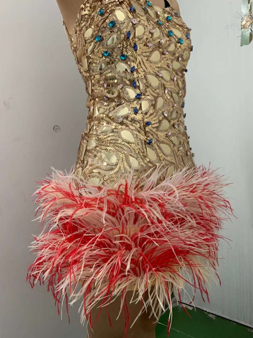 High Neck Feathers Short Prom Luxury Mini Dresses - LiveTrendsX