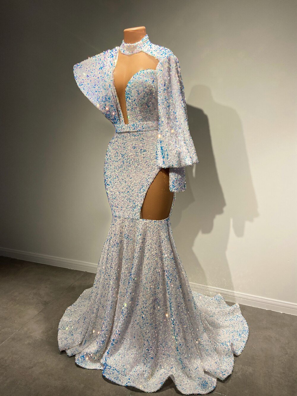 Mermaid Style White Sparkly Velvet Sequin Dresses - LiveTrendsX