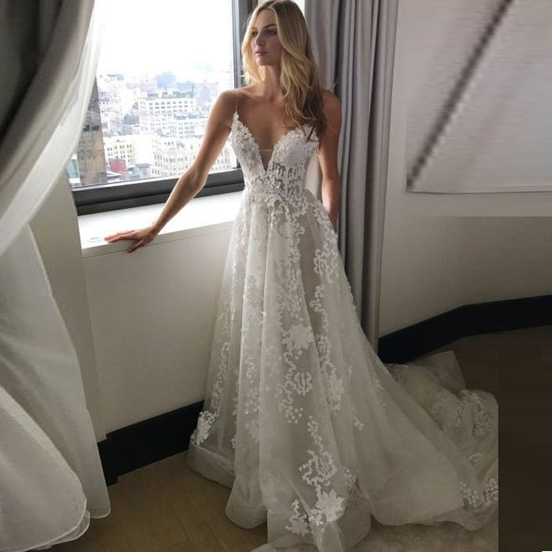 Lace Boho Wedding Dresses  Spaghetti Straps V-neck Wedding Gowns Beach Bride Dress Vestido De Noiva - LiveTrendsX