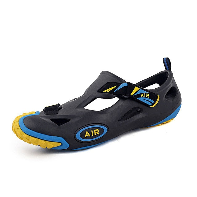 Summer Croc Shoes Women Sandals Outdoor Hollow Beach Sandal Crocse Black Mens Footwear Unisex Clogs Flip Flops Size 35-44 - LiveTrendsX