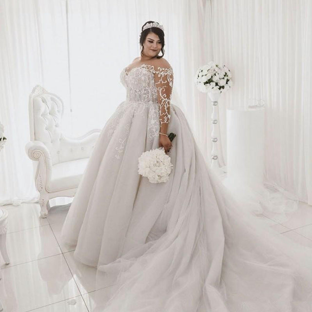 Plus Size Wedding Dresses Bridal Gowns Lace Appliqued Tulle Court Train Garden Wedding Dress vestido de novia - LiveTrendsX