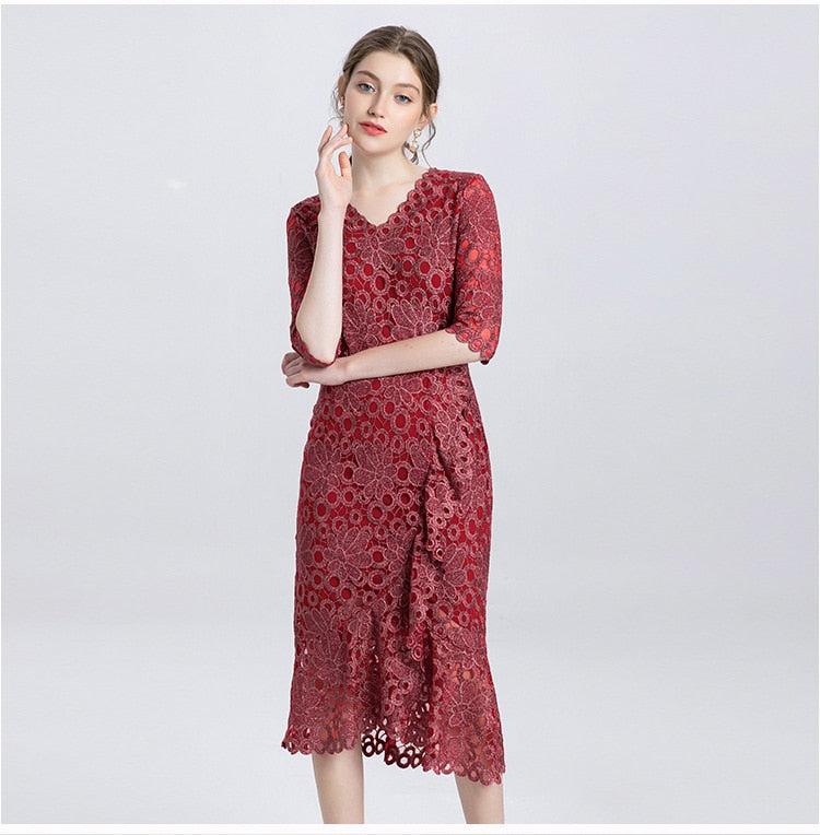 Europe and the United States high-end large size mother with big temperament slim hip tail sleeve flower dress - LiveTrendsX